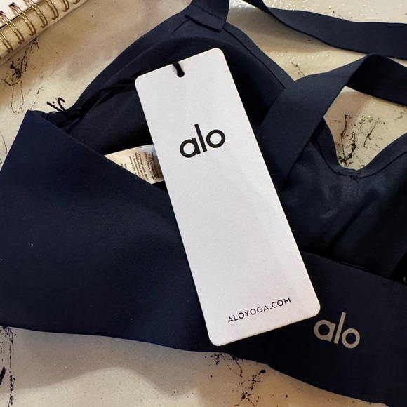 New nwt ALO airlift strength bra navy blue size medium - Picture 7 of 15